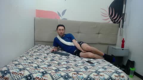 Snapshot of jeremmyandstacy chatting on February 6, 2025, 10:00 pm Jeremmyandstacy online show from February 6, 2025, 10:00 pm