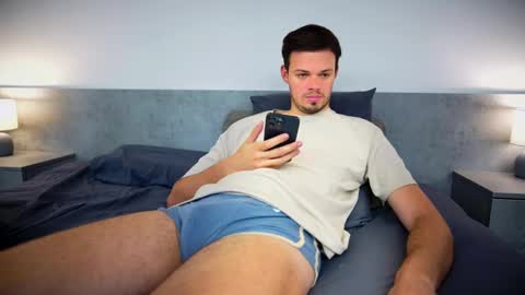 Snapshot of jerked_letto chatting on October 28, 2025, 10:52 am jerked_letto online show from October 28, 2025, 10:52 am