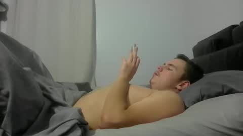 Snapshot of jerkjon1692 chatting on January 18, 2026, 2:04 am jerkjon1692 online show from January 18, 2026, 2:04 am