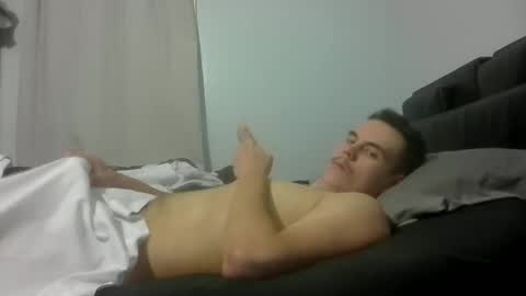 Snapshot of jerkjon1692 chatting on February 17, 2026, 12:18 am jerkjon1692 online show from February 17, 2026, 12:18 am