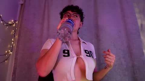 jero harper1 online show from March 7, 2025, 8:44 pm