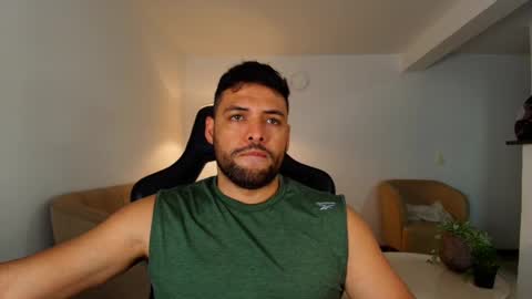 Snapshot of jerome3773 chatting on February 19, 2025, 12:14 am jerome3773 online show from February 19, 2025, 12:14 am