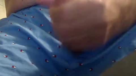 Snapshot of jerryb19027 chatting on October 17, 2025, 5:10 am jerryb19027 online show from October 17, 2025, 5:10 am