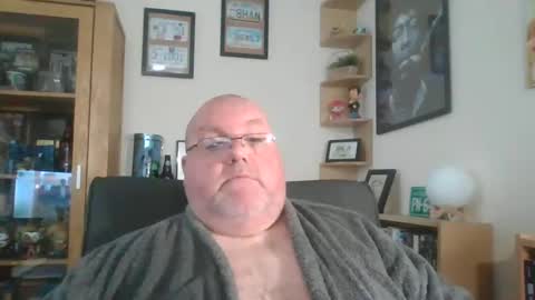 Snapshot of jerseyhammer01 chatting on December 29, 2024, 9:17 am Harry online show from December 29, 2024, 9:17 am