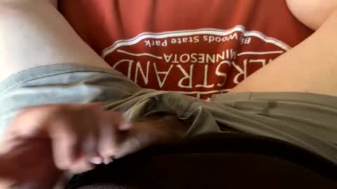 Snapshot of jerswill chatting on February 18, 2025, 9:42 pm Jeremys room chill and puff one enjoy online show from February 18, 2025, 9:42 pm