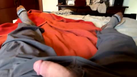 Snapshot of jerswill chatting on October 31, 2025, 8:43 pm Jeremys room chill and puff one enjoy online show from October 31, 2025, 8:43 pm