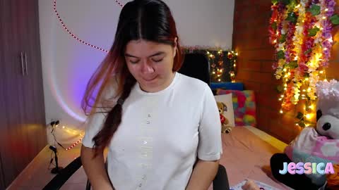 Jessi online show from December 16, 2024, 7:32 pm