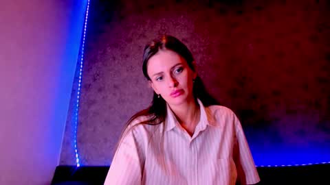 Jess online show from November 30, 2025, 11:36 am