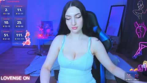 Snapshot of jessa__smith chatting on December 11, 2024, 7:46 pm hello my name is Hanna online show from December 11, 2024, 7:46 pm