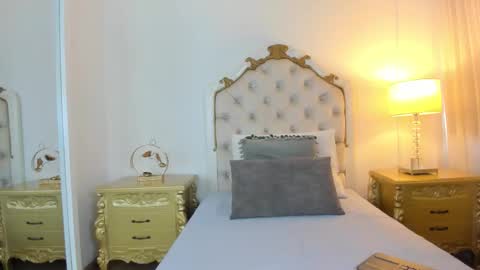 jessi lopez45 online show from February 13, 2026, 7:32 pm