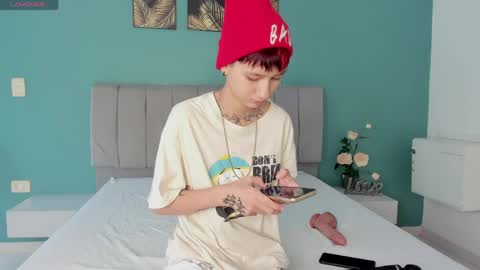 Jessi online show from April 18, 2026, 8:42 pm