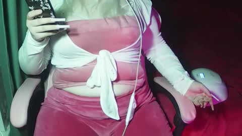 jessiangels online show from October 28, 2025, 5:37 pm