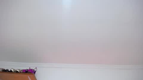 Jessica Kraft online show from February 12, 2026, 3:56 am