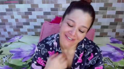 Snapshot of jessica_robertss chatting on June 3, 2026, 1:14 pm jessimodel independient online show from June 3, 2026, 1:14 pm