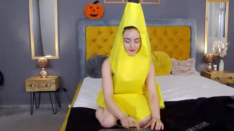 Snapshot of jessica_whitte_ chatting on October 30, 2025, 4:58 am Jessica White online show from October 30, 2025, 4:58 am