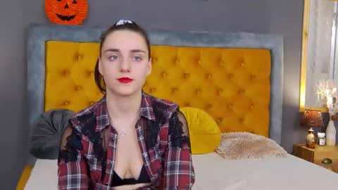 Snapshot of jessica_whitte_ chatting on November 12, 2025, 5:19 am Jessica White online show from November 12, 2025, 5:19 am