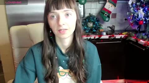 jessicaforris online show from December 24, 2024, 7:28 am