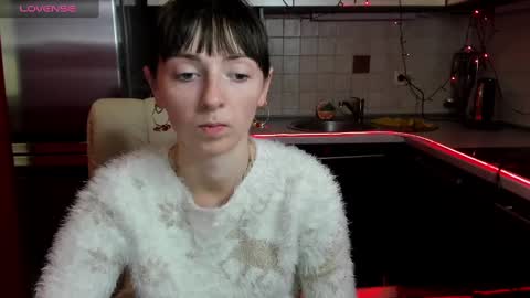 jessicaforris online show from January 13, 2025, 7:43 am