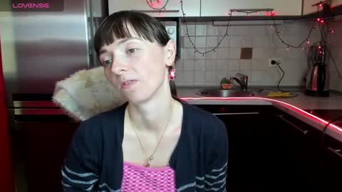 jessicaforris online show from January 22, 2025, 10:50 am