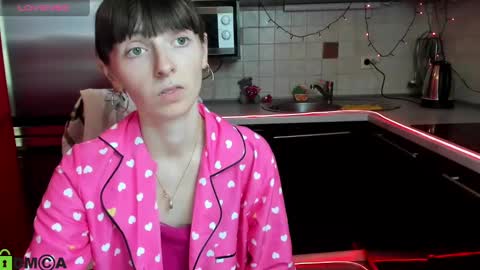 jessicaforris online show from February 27, 2025, 10:48 am