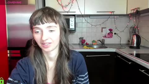 jessicaforris online show from March 3, 2025, 10:49 am