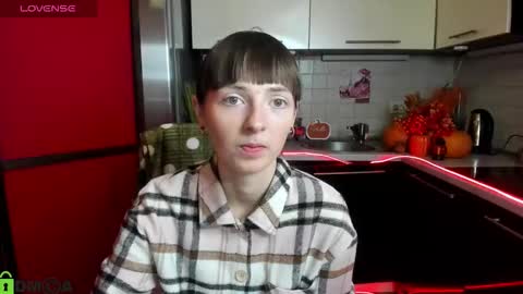 jessicaforris online show from November 11, 2025, 7:52 am