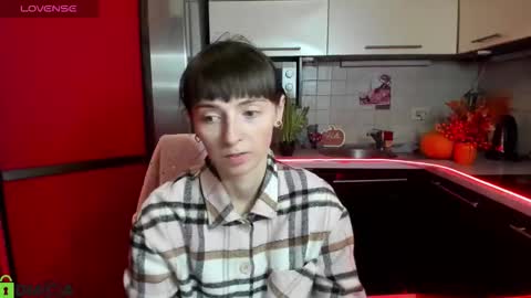 jessicaforris online show from December 2, 2025, 7:57 am