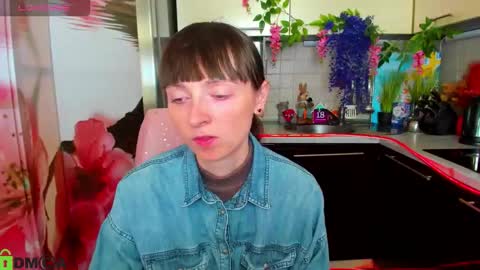 jessicaforris online show from March 13, 2026, 8:21 am