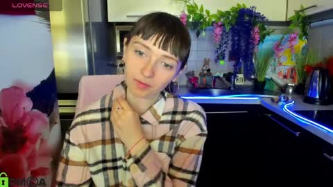 jessicaforris online show from April 9, 2026, 7:36 am