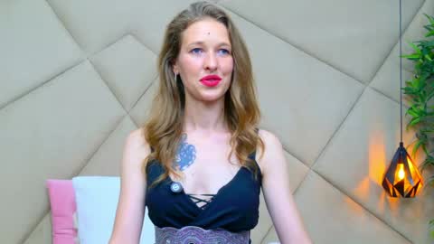 Snapshot of jessicagibson chatting on May 19, 2026, 8:48 pm Jessica online show from May 19, 2026, 8:48 pm