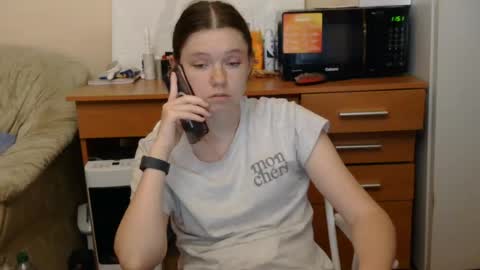 Snapshot of jessicaholland1 chatting on July 14, 2026, 5:40 pm jessicaholland1 online show from July 14, 2026, 5:40 pm