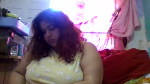 Snapshot of jessicarabbits4 chatting on April 25, 2026, 5:43 pm dovedianna online show from April 25, 2026, 5:43 pm