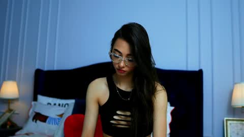Snapshot of jessie_pinkk chatting on June 25, 2026, 4:34 am Jessie online show from June 25, 2026, 4:34 am