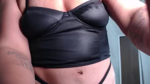 Snapshot of jessie_rose_ chatting on December 16, 2025, 8:47 pm Jessie Rose online show from December 16, 2025, 8:47 pm