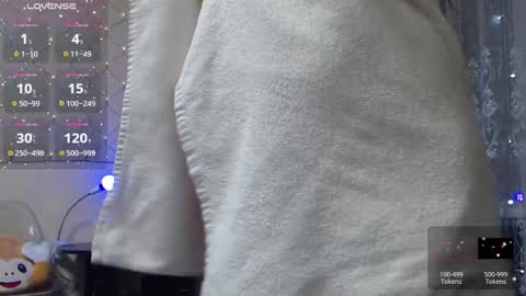 Jess online show from March 9, 2025, 12:31 am