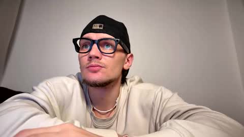 JessieRise online show from February 19, 2026, 8:05 pm