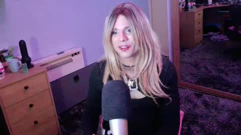 Snapshot of jessiessicaxx chatting on December 20, 2024, 7:07 pm Jessiessicaxx online show from December 20, 2024, 7:07 pm