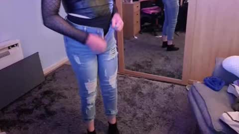 Snapshot of jessiessicaxx chatting on March 12, 2025, 10:48 am Jessiessicaxx online show from March 12, 2025, 10:48 am
