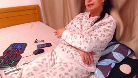 jessiestar3 online show from March 21, 2026, 2:31 pm