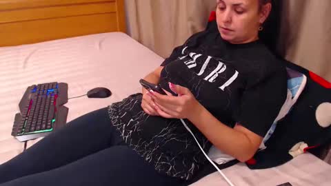 jessiestar3 online show from April 1, 2026, 7:55 pm