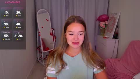 Snapshot of jessiestarz chatting on February 17, 2026, 1:51 pm Jessi online show from February 17, 2026, 1:51 pm