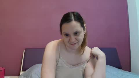 Snapshot of jessika97 chatting on December 23, 2025, 6:11 am jessika97 online show from December 23, 2025, 6:11 am