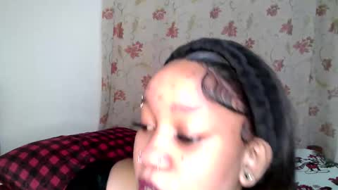 Koko online show from November 18, 2025, 3:12 am