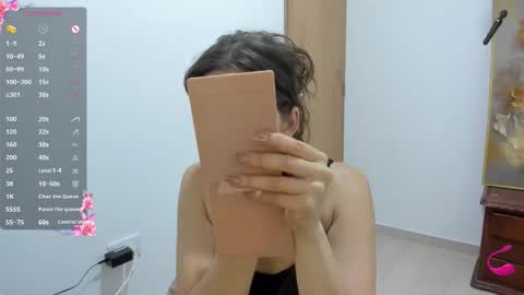 Snapshot of jessye_golden chatting on November 30, 2025, 12:03 am jessye_golden online show from November 30, 2025, 12:03 am