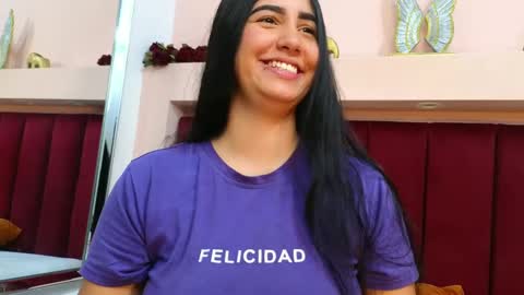 Snapshot of jessyjcortes chatting on February 28, 2025, 3:37 pm JESSY CORTES online show from February 28, 2025, 3:37 pm