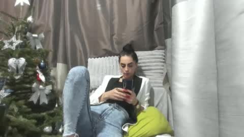 Jessy online show from December 16, 2025, 7:30 pm