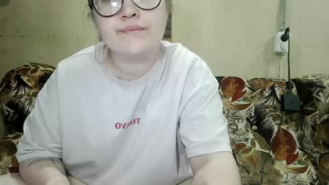 Snapshot of jessystoune1 chatting on May 28, 2026, 9:50 am Bye everyone i cant see any reason to stay here wish u luck online show from May 28, 2026, 9:50 am