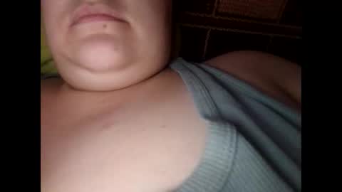 Snapshot of jessyxcuteee chatting on November 16, 2025, 5:02 am Jessy online show from November 16, 2025, 5:02 am