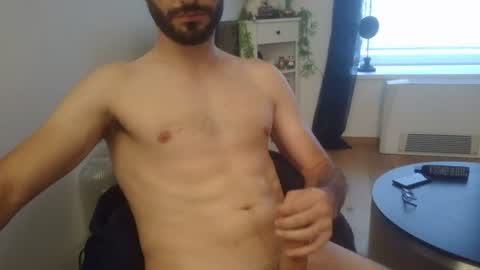 Snapshot of jestersquid19 chatting on July 25, 2026, 3:09 pm jestersquid19 online show from July 25, 2026, 3:09 pm