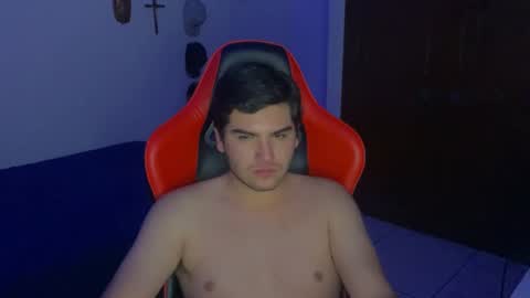 HotBoy online show from December 22, 2024, 11:11 am